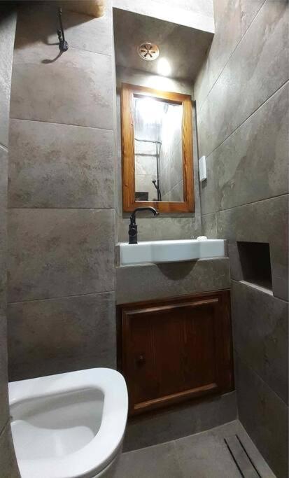 Cozy Corner House In Valletta - Authentic! Exterior photo