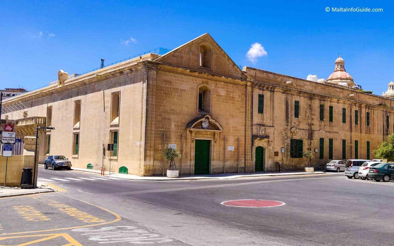 Cozy Corner House In Valletta - Authentic! Exterior photo