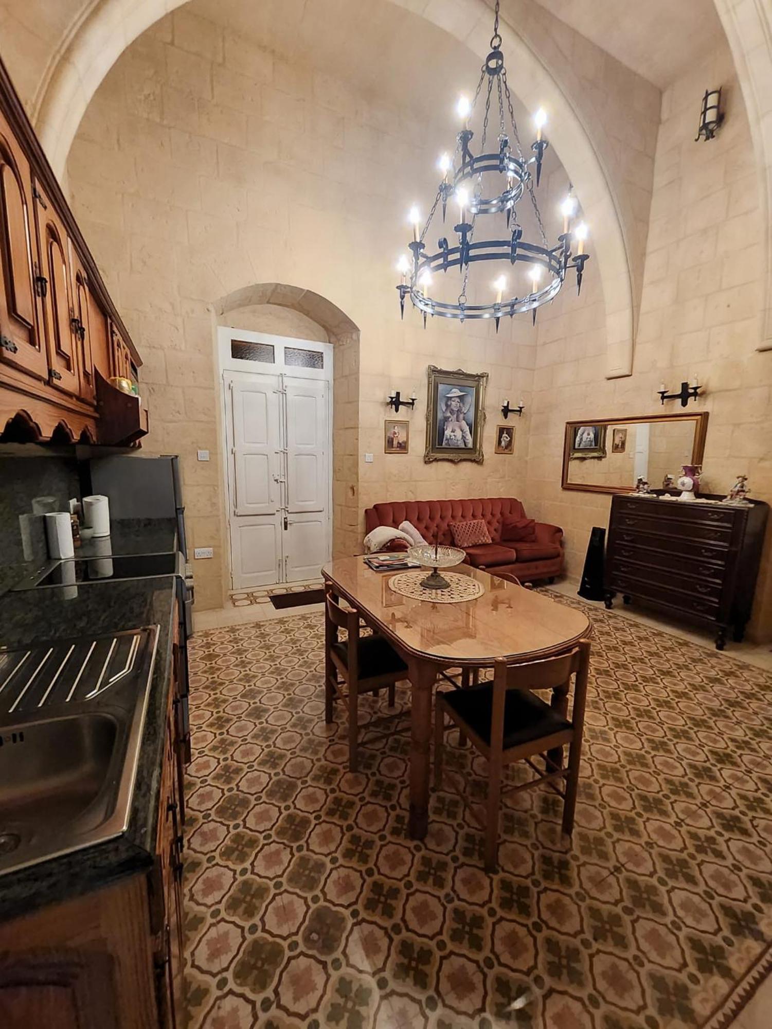 Cozy Corner House In Valletta - Authentic! Exterior photo